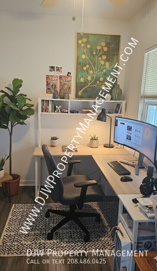 Photo - 504 5th St S