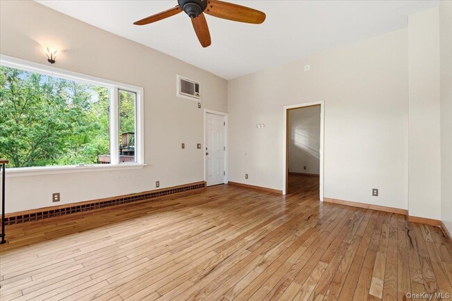 Photo - 333 Lake Dr Unit A
