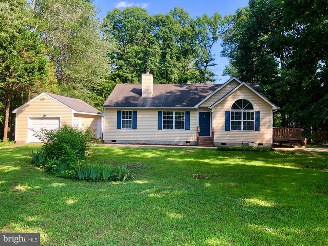 Photo - 74 Albertson Ct House