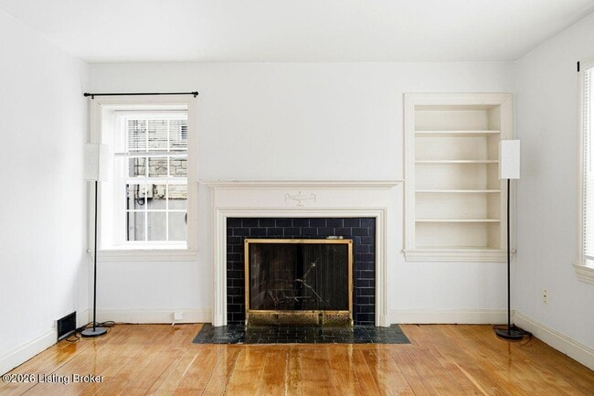 Photo - 1209 Valley Dr