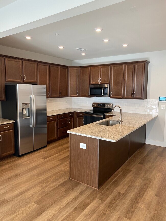 Photo - 919 Salamander St Unidad A