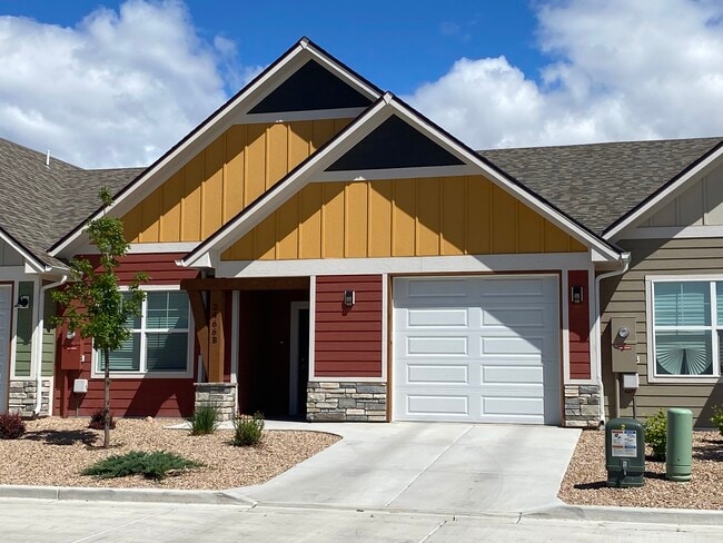 Photo - 2466 Klondike Ln Townhome