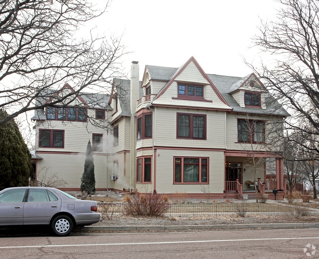 Photo - 615 N Corona St