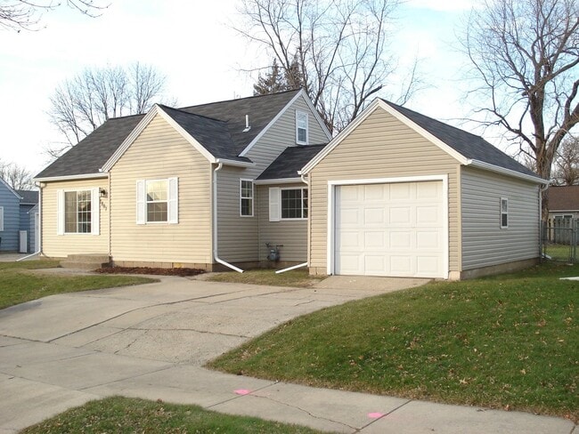 Photo - Three Bedroom One Bath Home Available May 10th