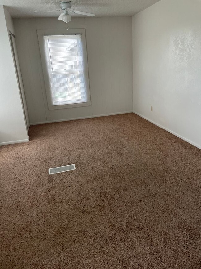 Photo - Sweet little Bungalow Near Old Town!