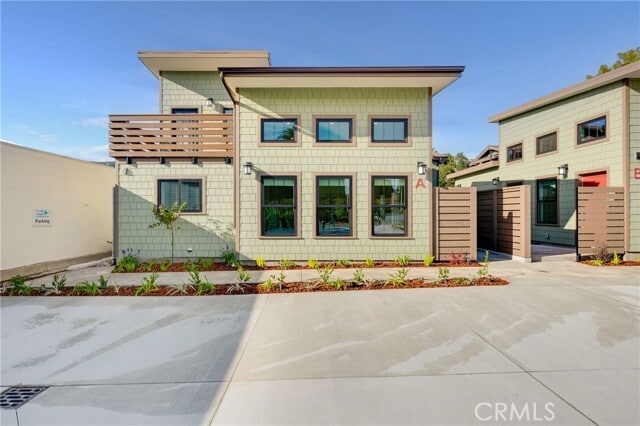 Photo - 127 E Foothill Blvd Unidad A