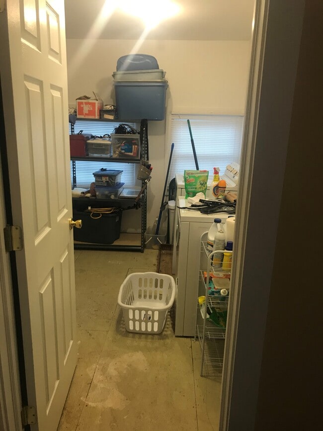 Photo - 30 East Main St. Unidad 2nd Floor