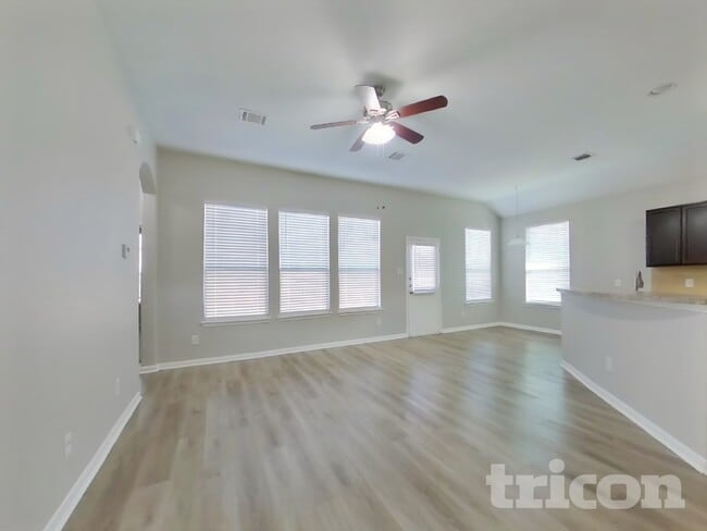 Photo - 12850 Spruce Cir