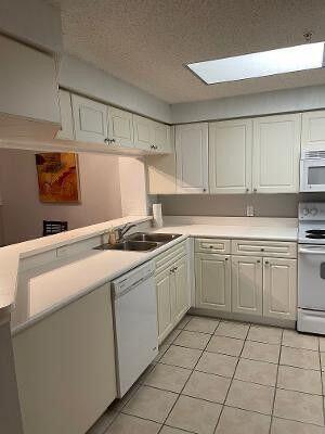Photo - 3022 Alcazar Pl Unit 103