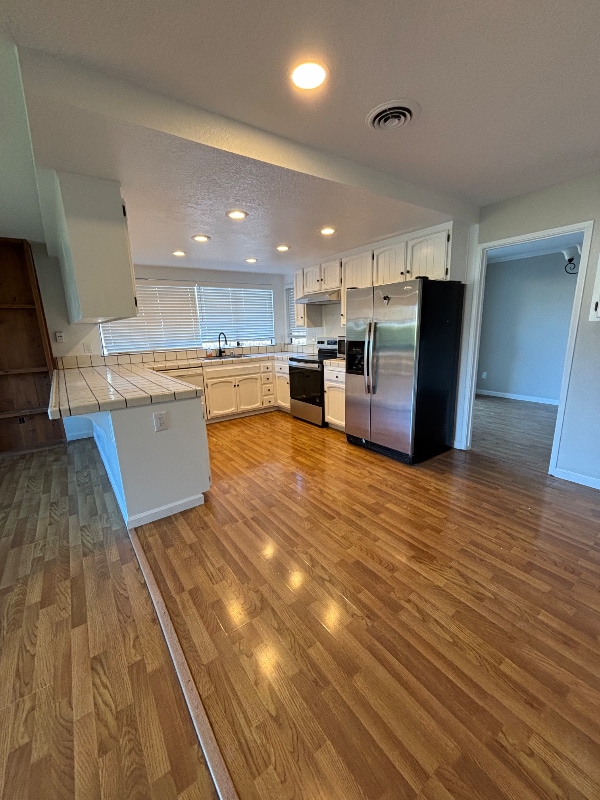 Photo - 3733 Chippewa St