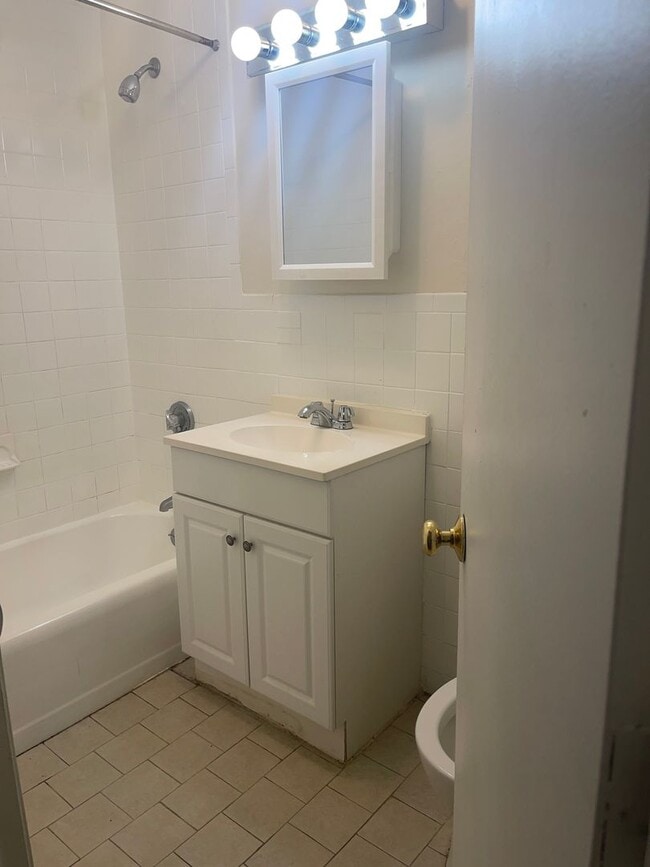 Photo - Allston Oversized  Sunny Modern Spacious 1 with Parking ava Ht Hw Inc  Included, 1 Free month