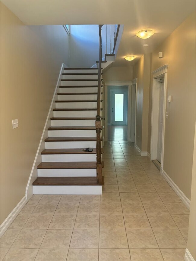 Photo - Trimble Court