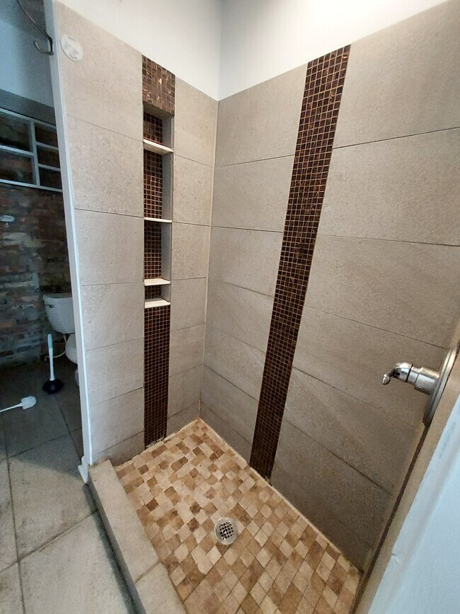 Photo - 1402 Sarah St Unit Aprt 3