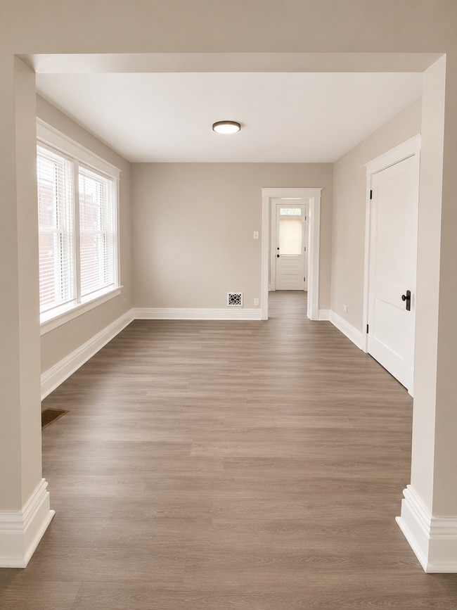 Photo - 5335 Bancroft Ave Unidad 5335 2W Bancroft Ave