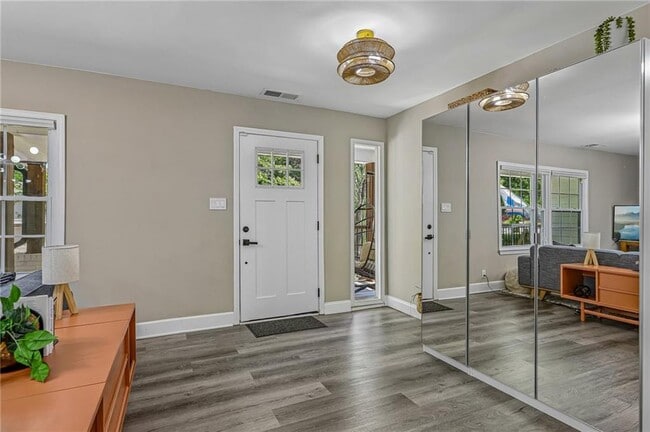 Photo - 3898 Skidmore Dr