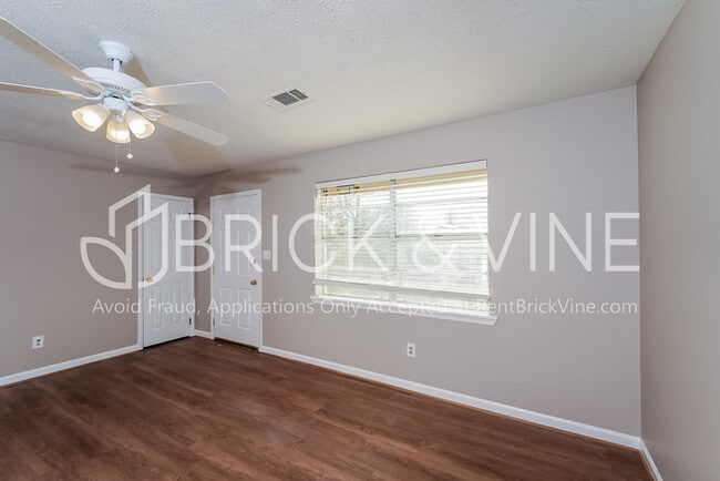 Photo - 5946 Dewey Heights Rd