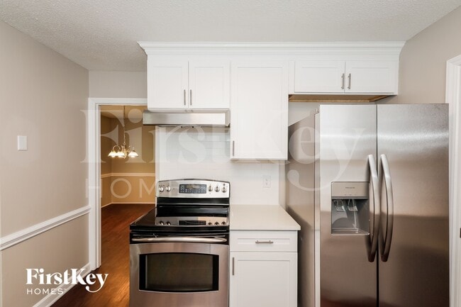 Photo - 4914 Chestnut Lake Dr