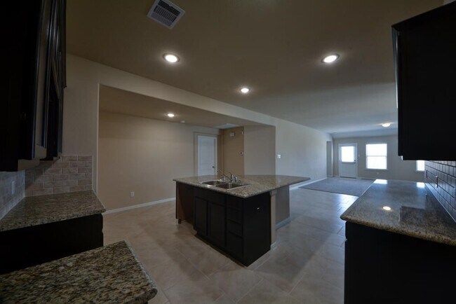 Photo - 3302 McDonough Way