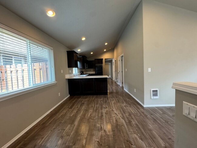 Photo - 226 River Walk Pl