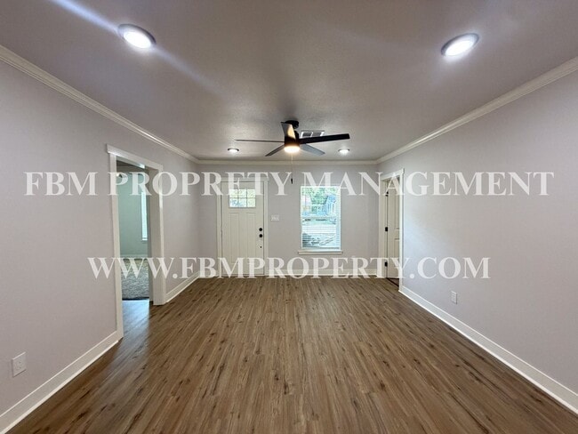 Photo - 1606 Cherry Ave