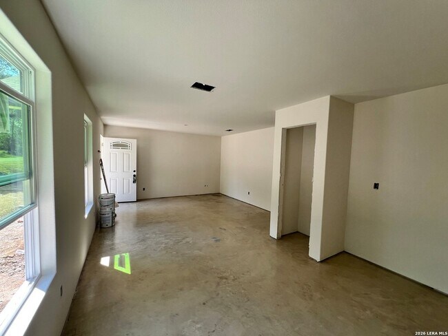 Photo - 478 Valley View St