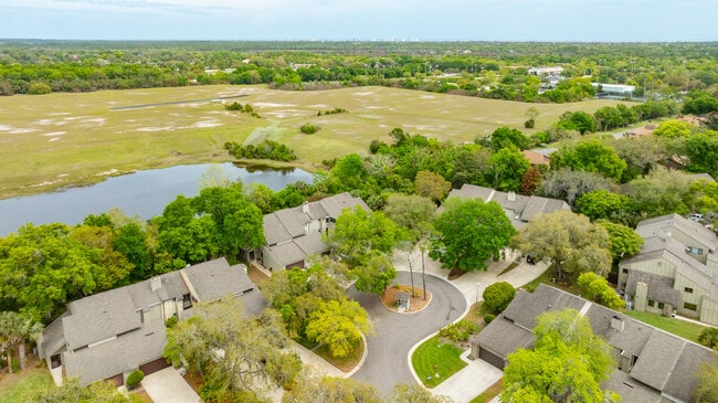 Photo - 7 Autumnwood Trail