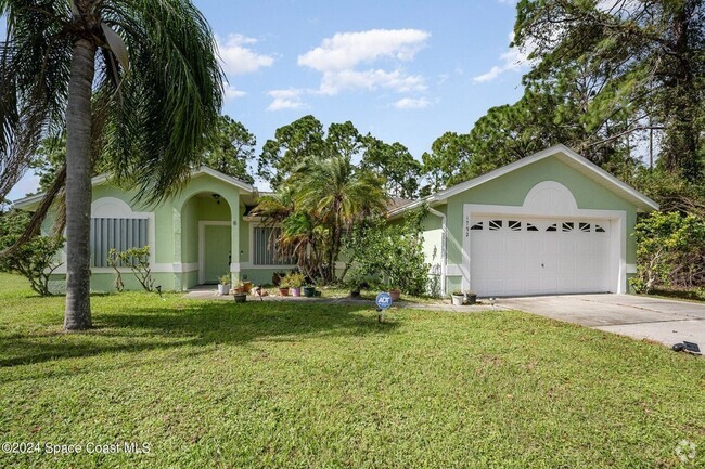 Building Photo - 1792 Hydrangea Rd Rental