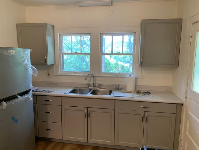 Kitchen - 9121 Sheffield Ave Unit #1