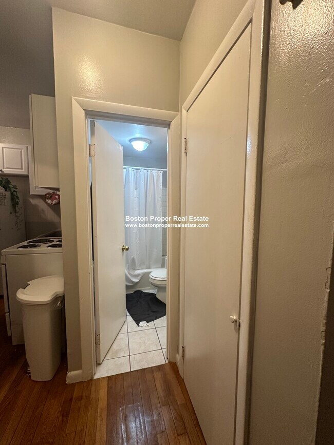 Photo - 42 Garden St Unit 2