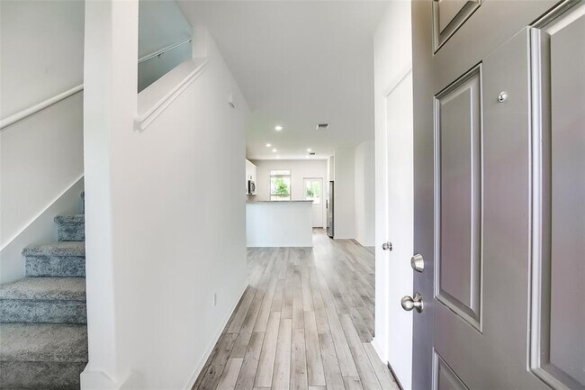 Photo - 812 Black Alder St