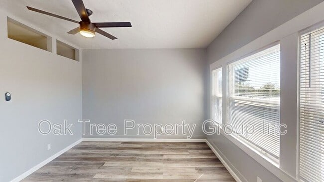 Photo - 2044-2046 International Blvd