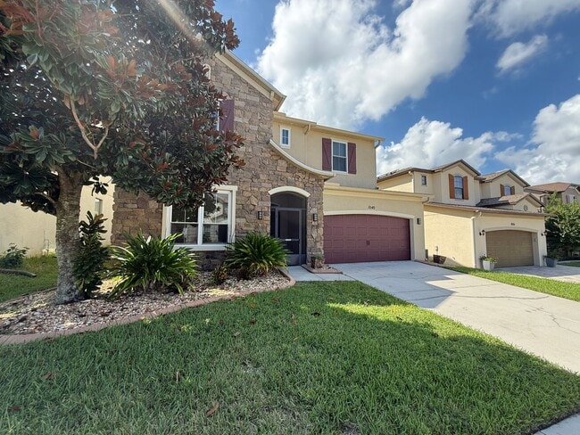 1040 Thunderhead Ln