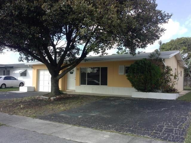 Photo - 9021 NW 24th Pl