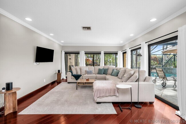 Photo - 3250 Lakeview Blvd