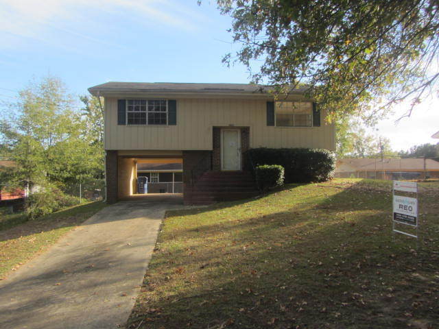 Building Photo - Don’t Miss Out! Look, Lease, and Live Specials EXTENDED to January 31st!