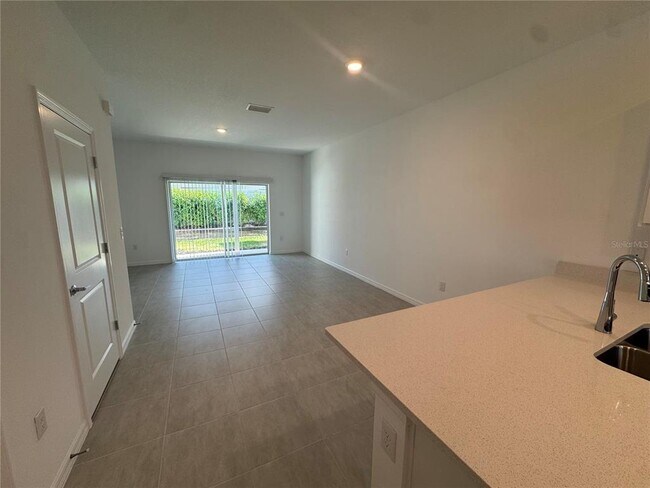 Photo - 8720 Daybreak St