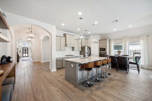 Photo - 28710 Wildthorne Ct