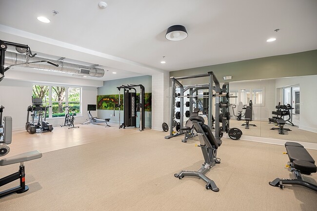 State-of-the-art Fitness Center - Weston Lakeside Apartments