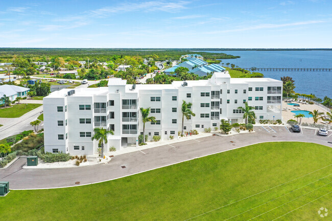 Harborside Bird's Eye View - Harborside Residences Luxury Rental Community