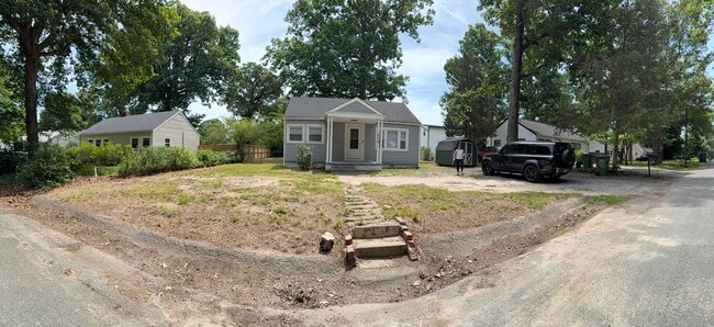 Photo - 955 Bradley Ln