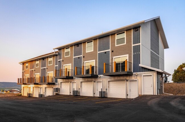 Photo - 2949 Aspen Dr Townhome