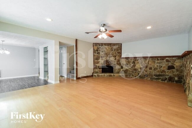 Photo - 5515 N Fork Dr SW