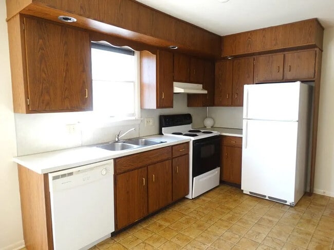 Photo - 313 Fulton St