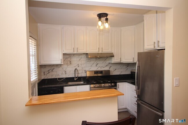 Photo - 244 Glenbrook Rd Unit 35A