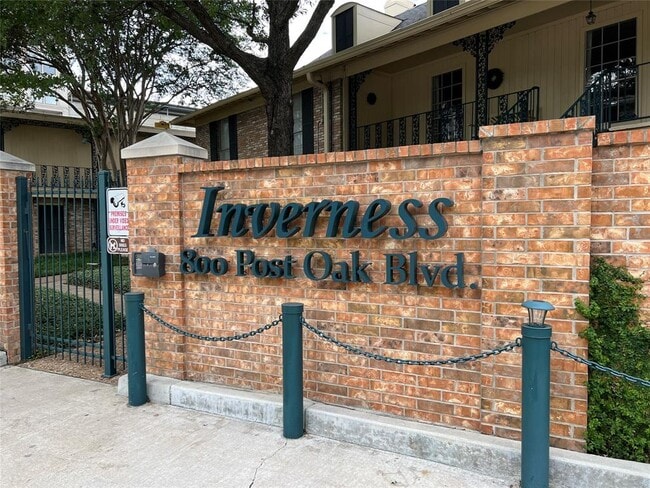 Building Photo - 800 Post Oak Blvd Unit 73 Rental