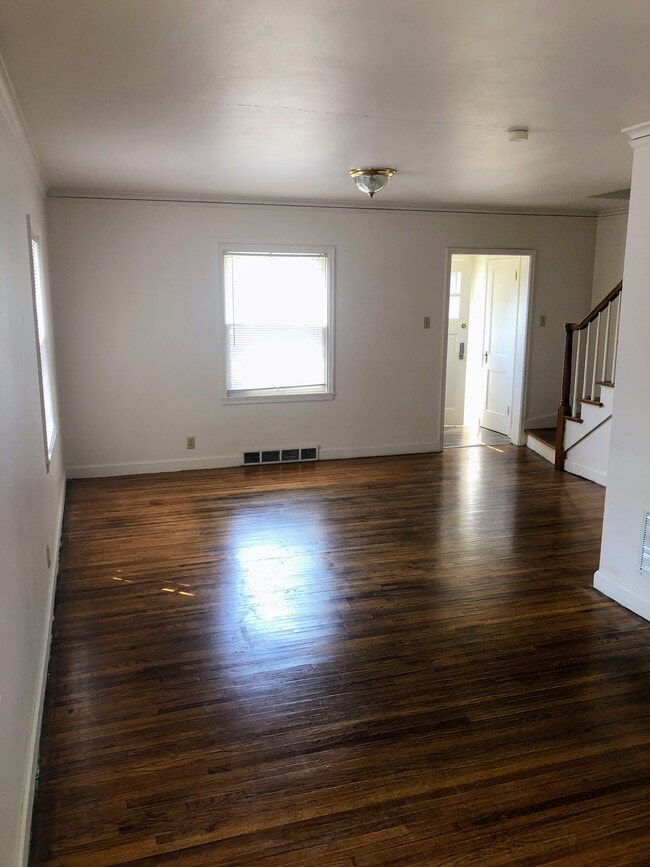 Photo - 2617 Hunt St