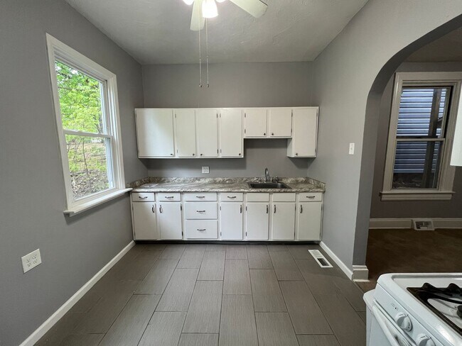 325 Rowland Ave Unidad #1
