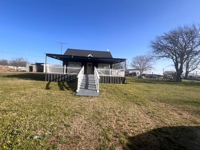 Photo - Simple, affordable, living