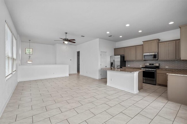 Building Photo - 18005 Pomelo Ln Rental