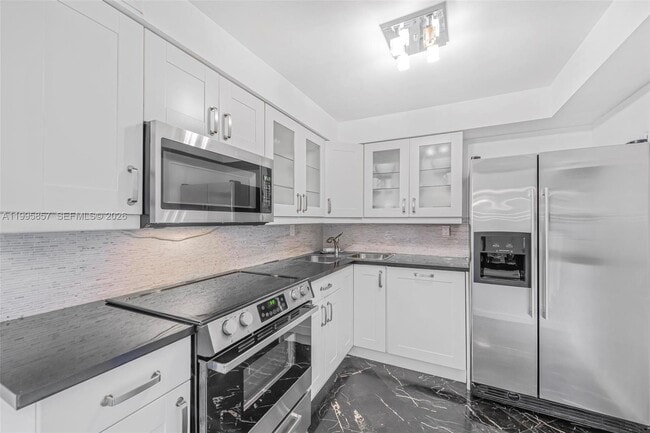 Photo - 1658 Bay Rd Unidad 701